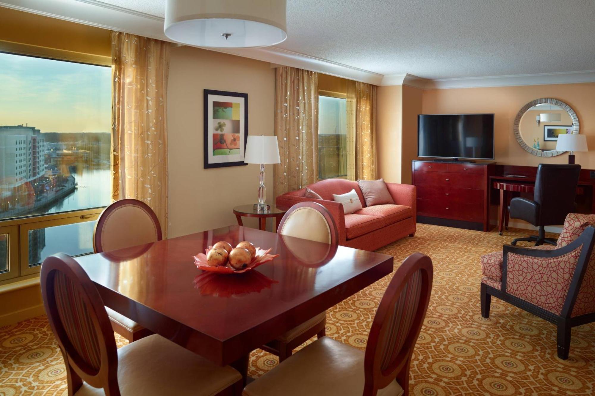 Marriott Washingtonian Center Hotel 4*